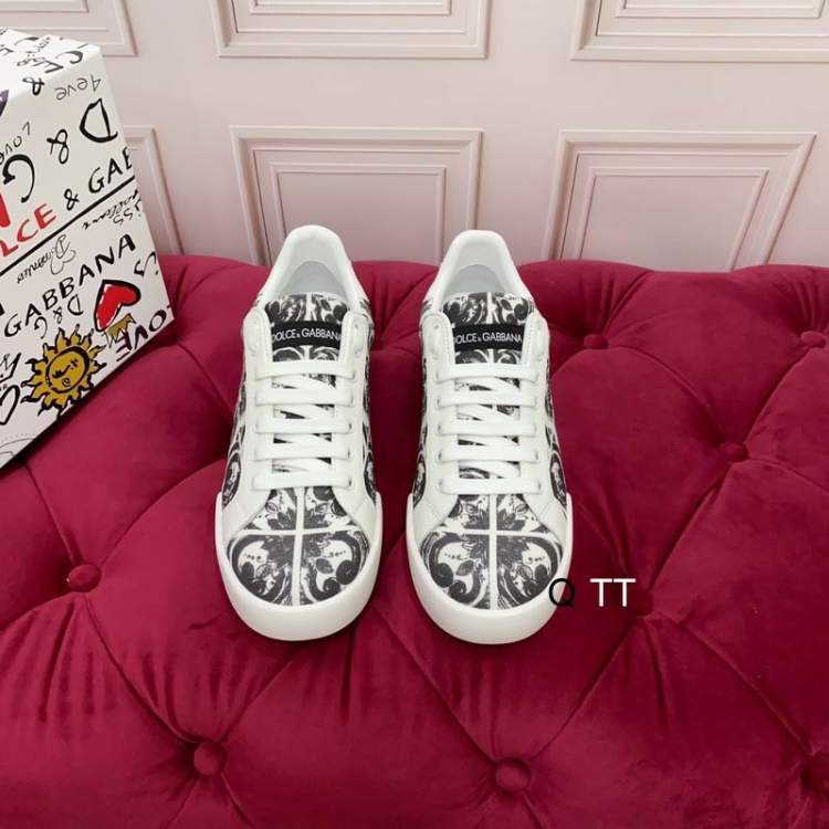 Picture of Dolce Gabbana Shoes _SKUDGsz35-45TT05014565